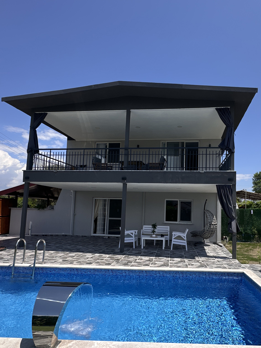 Villamız